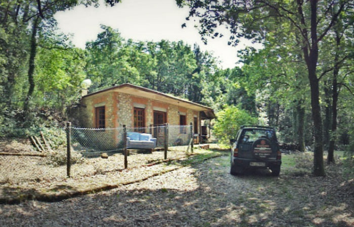 Casa rustica nel bosco a Narni